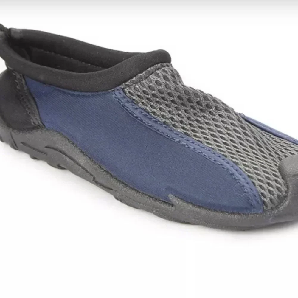 LIFEGUARD Boy's Size Small 11/12 Navy blue & Gray Water Shoe